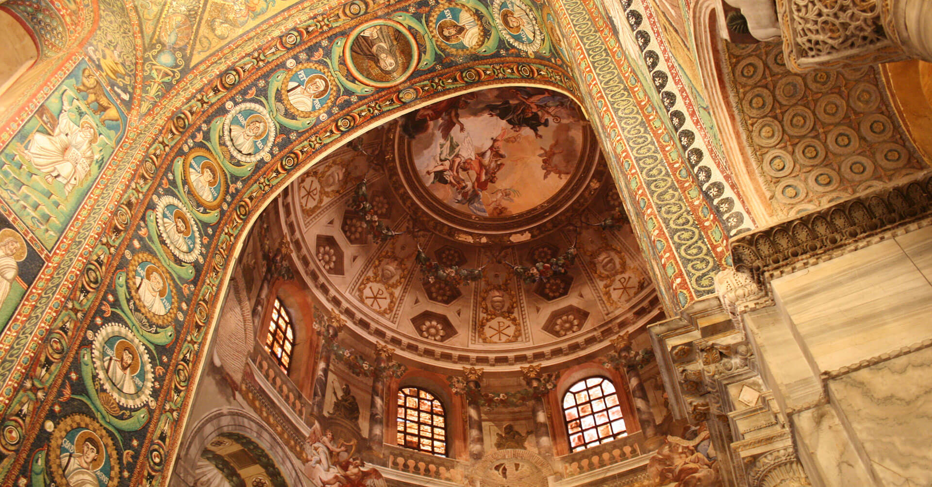 DISCOVER THE UNESCO MONUMENTS OF RAVENNA WITH US